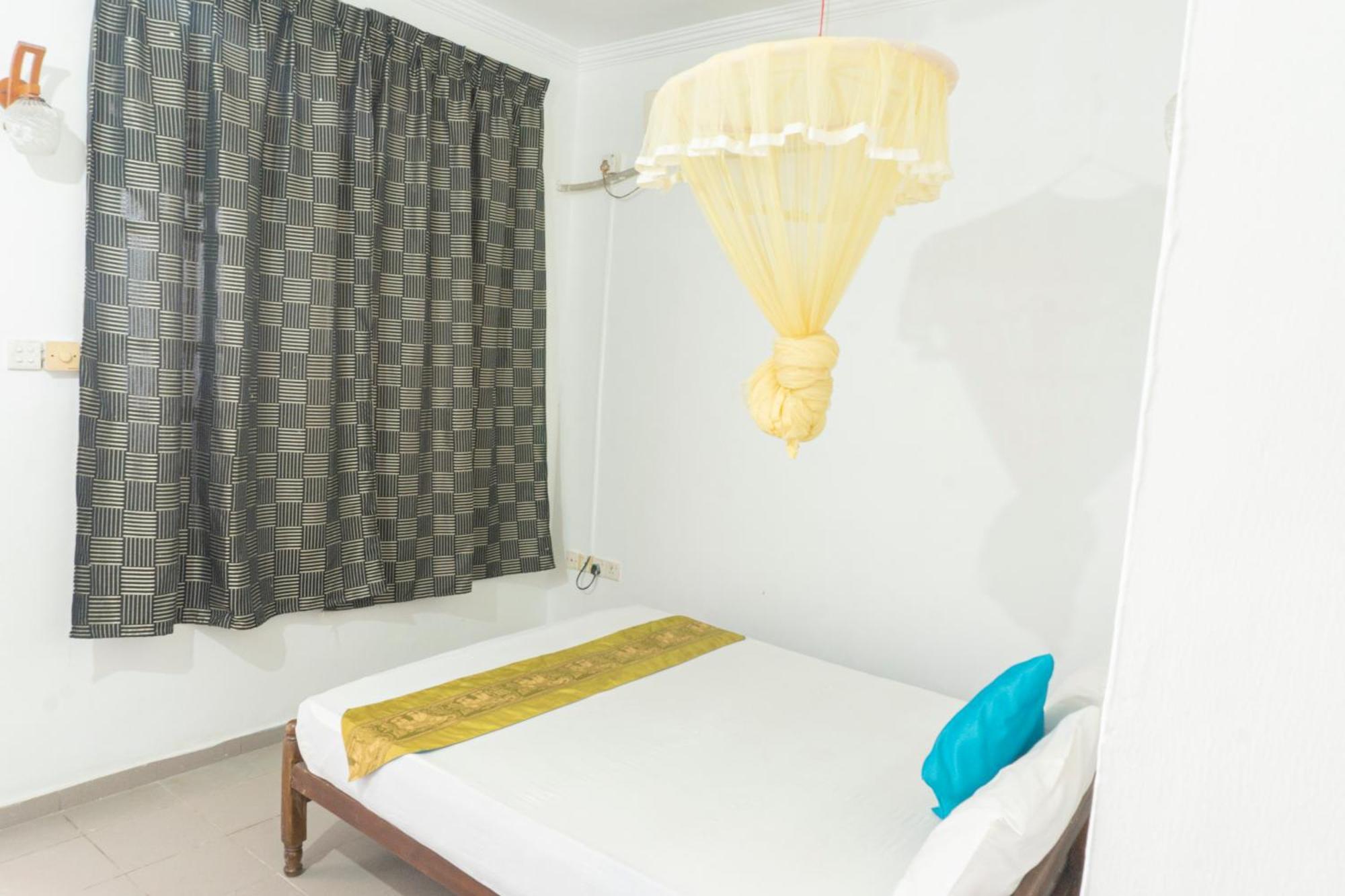 Blumarine Guest House Негомбо Екстер'єр фото